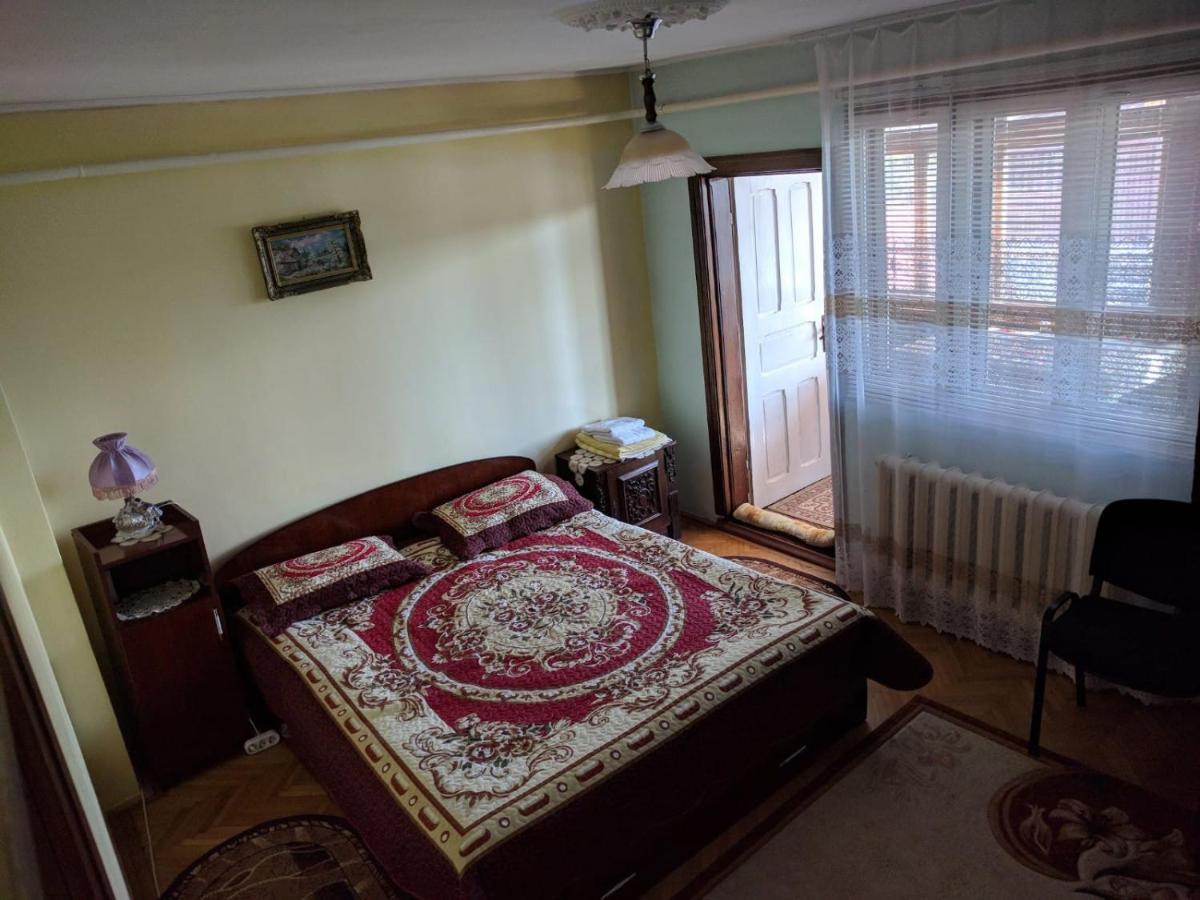 Cazare Adela Horezu Esterno foto