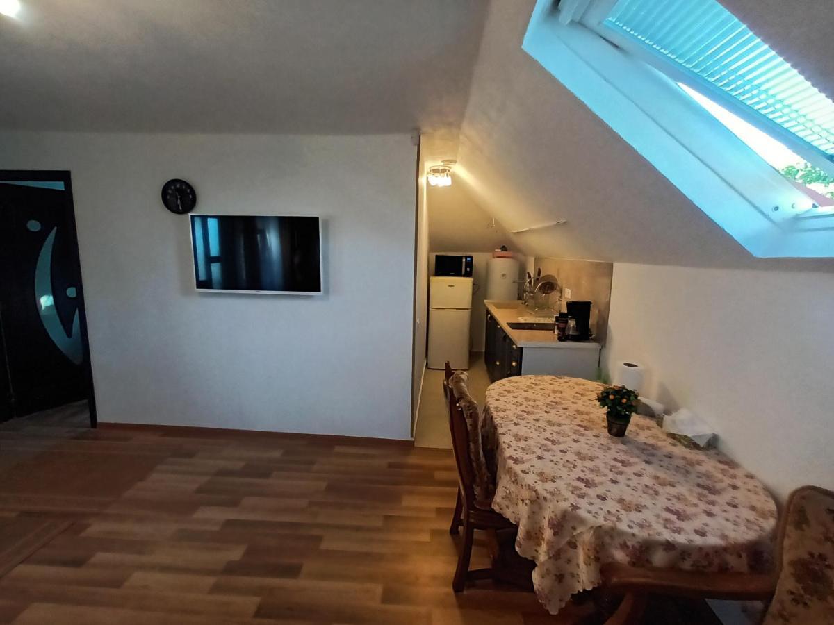 Cazare Adela Horezu Esterno foto
